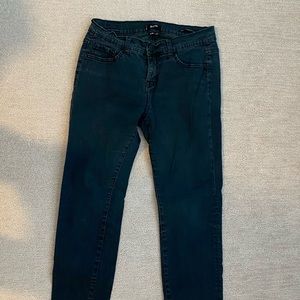 BDG Mid rise cigarette ankle jean
